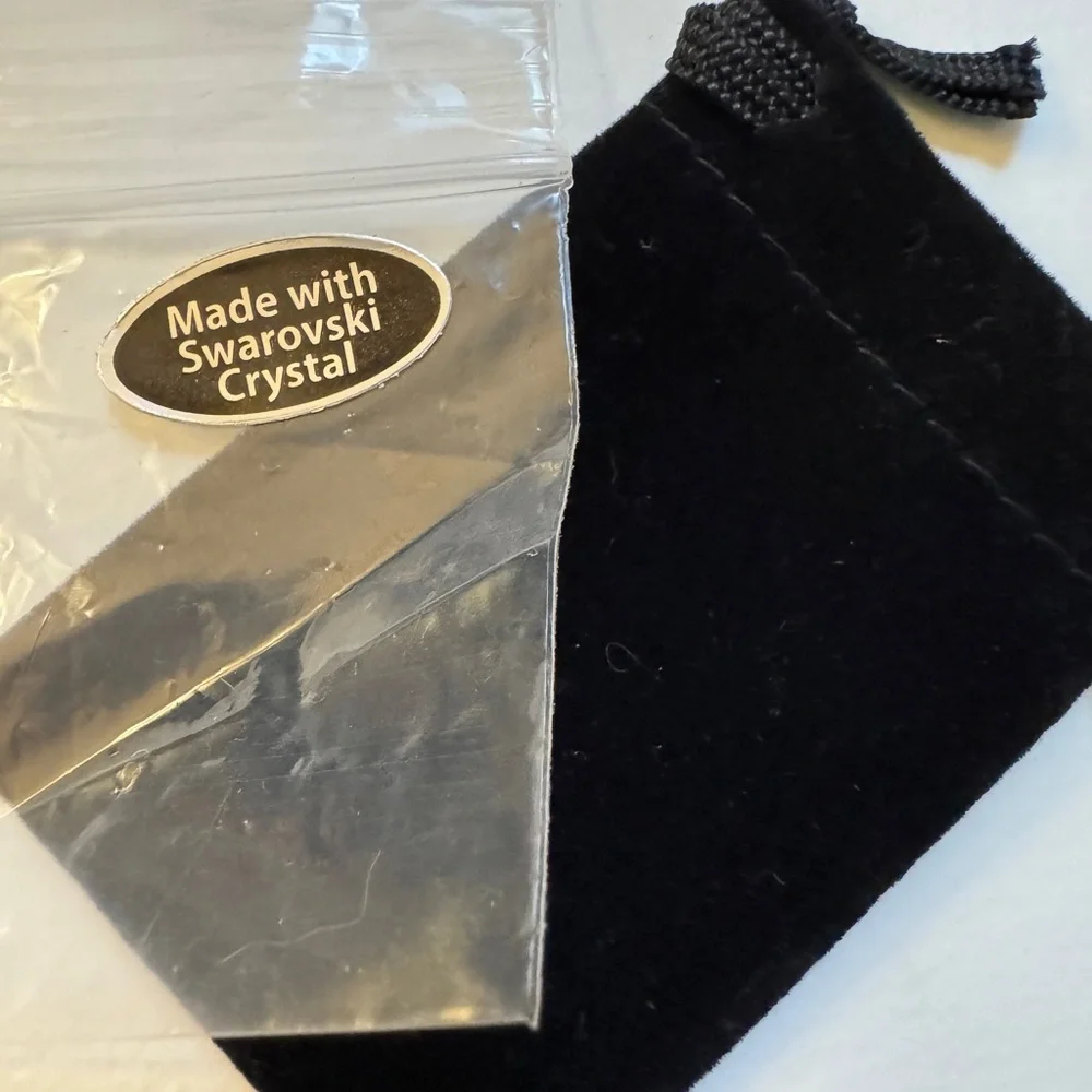 NEW SWAROVSKI Elegant Silver Crystal Post Earrings - Picture 4 of 4